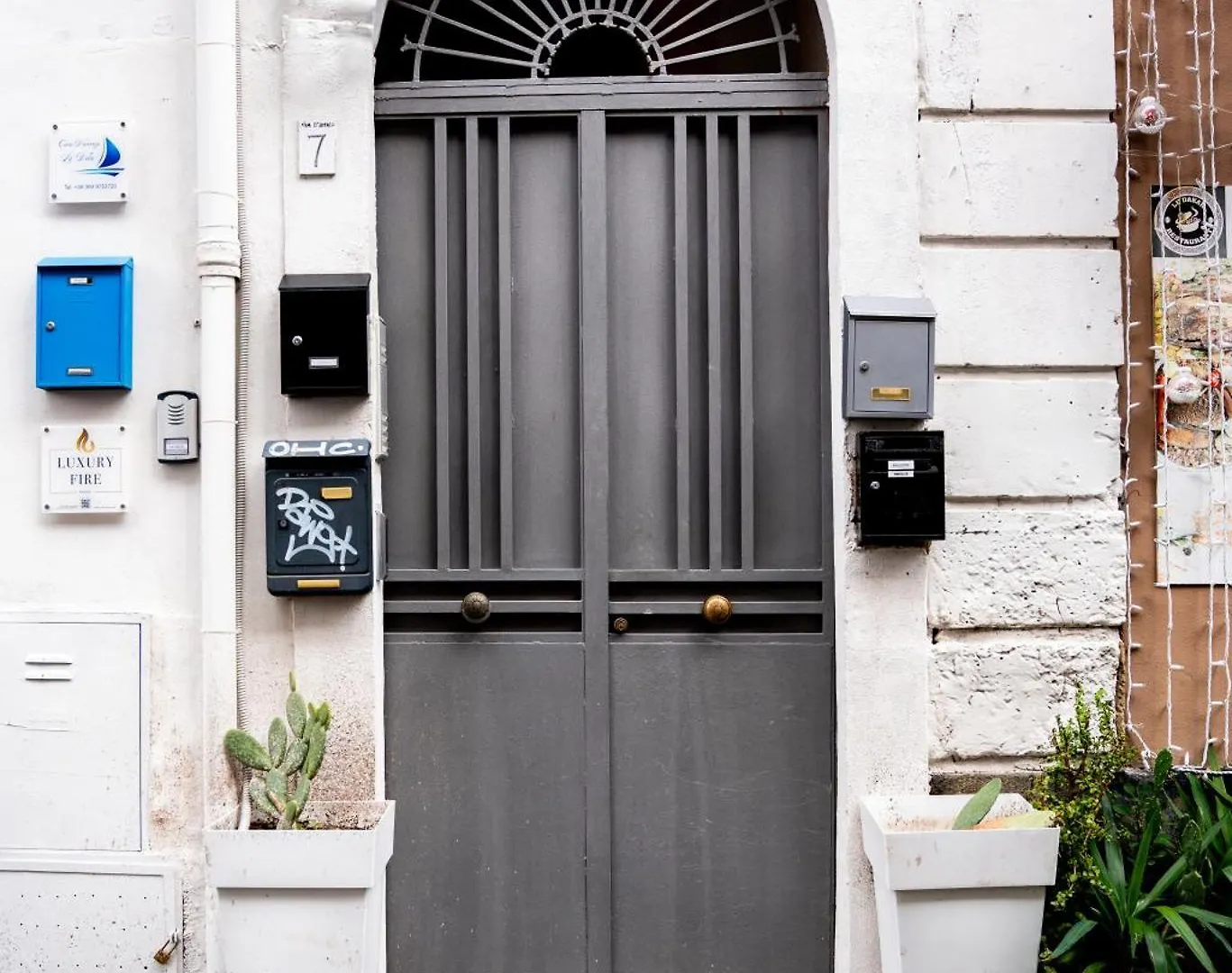 Luxury Fire Home - Catania 0*,