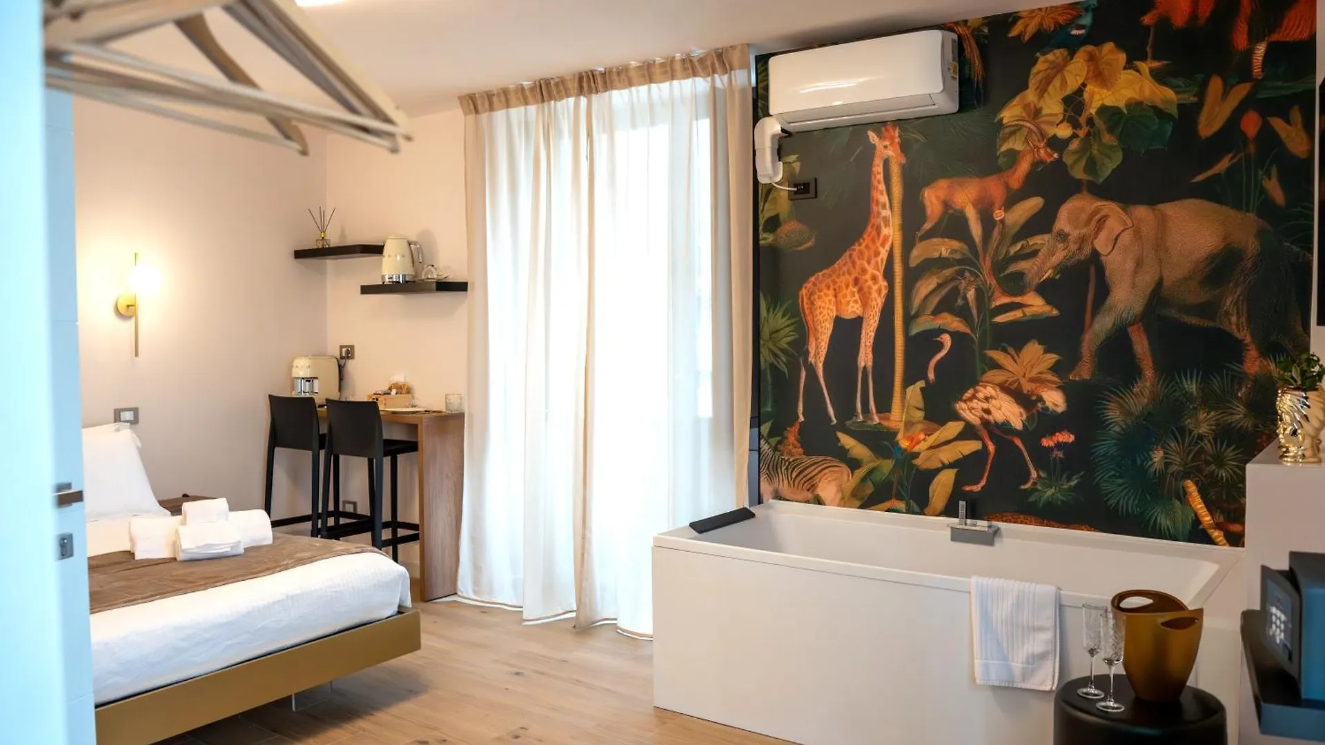 Luxury Fire Home - Catania 0*,